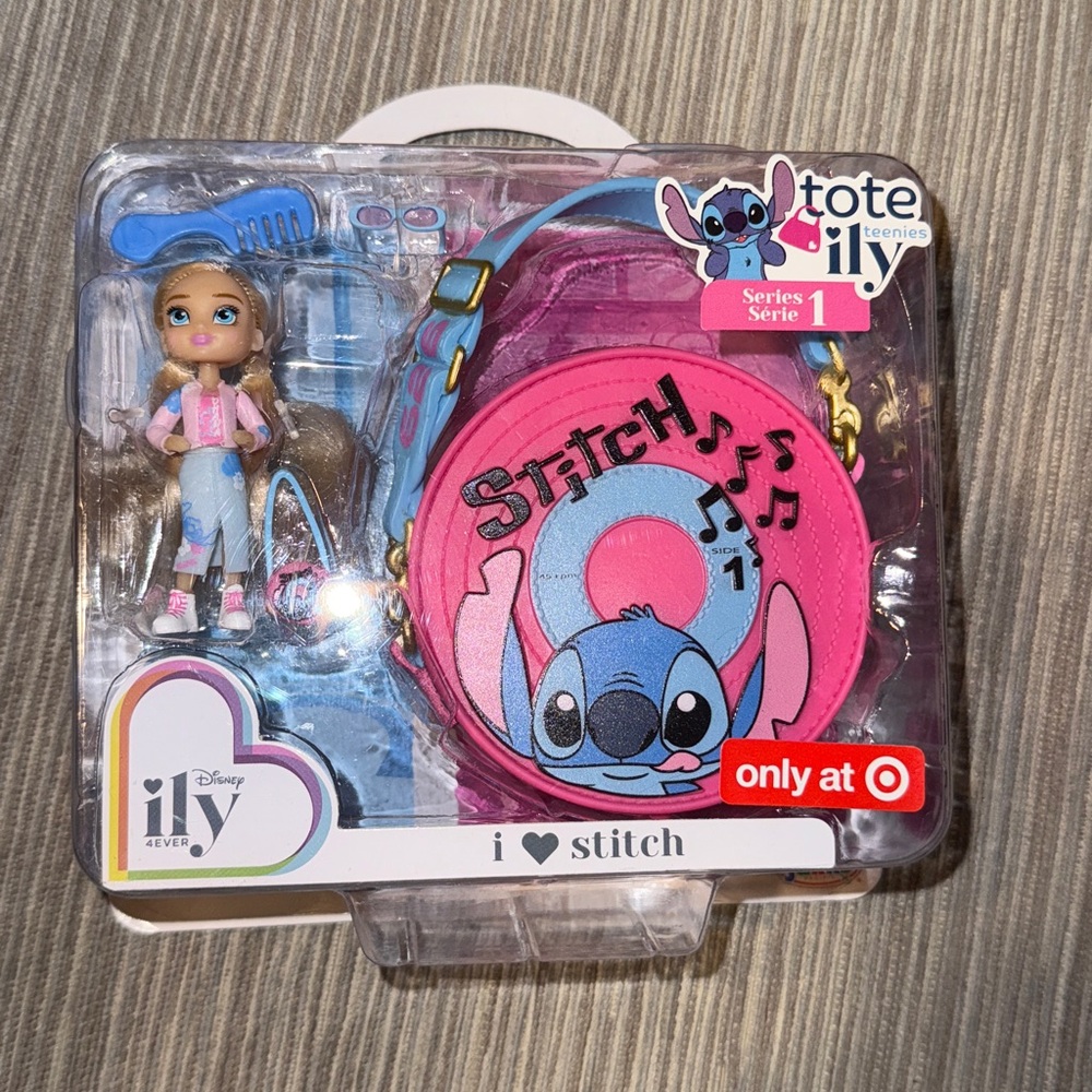 Disney Tote ily 4EVER Stitch Doll and Bag Set